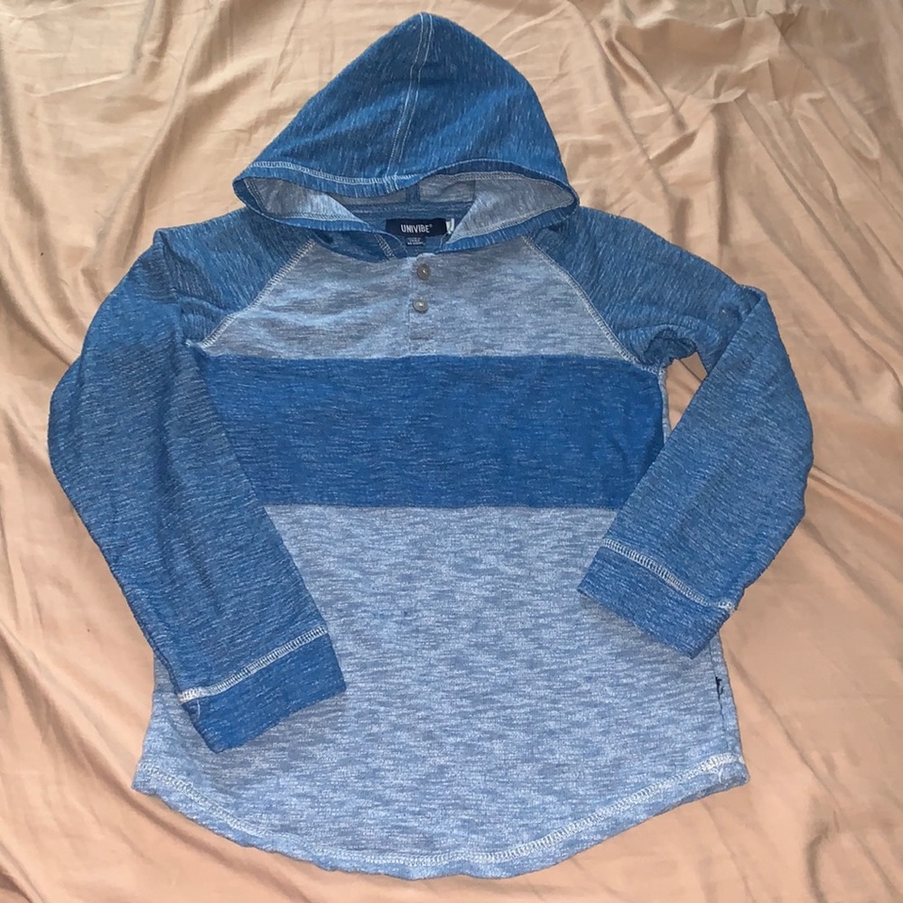 Kids Lightweight Univibe Pullover hoodie Size Small Never Worn